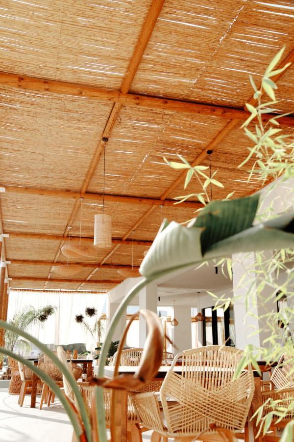 Hotel Ionian เดอร์มี ภายนอก รูปภาพ