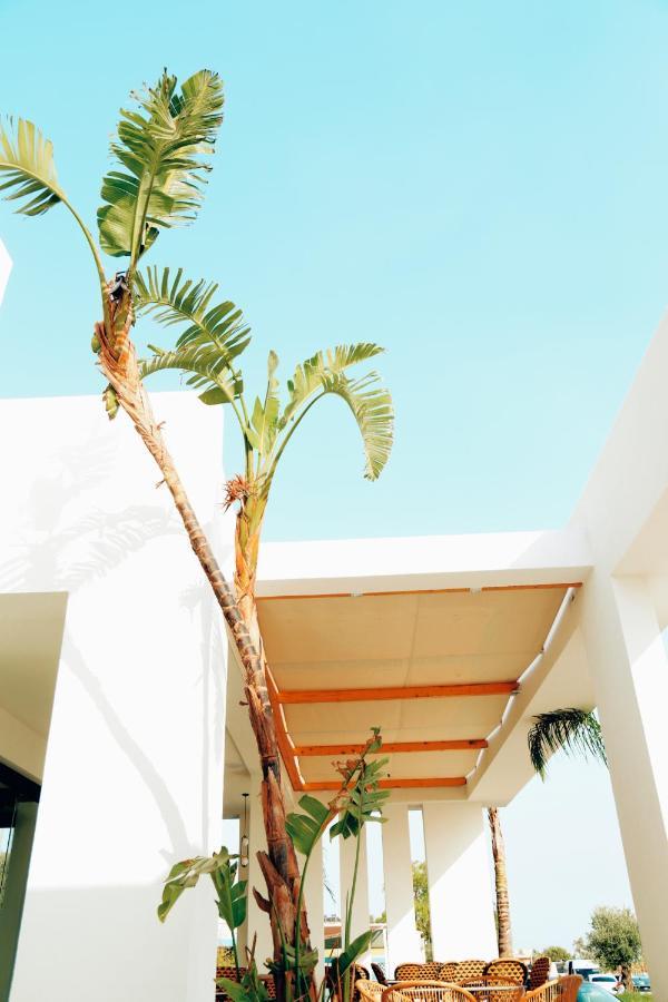 Hotel Ionian เดอร์มี ภายนอก รูปภาพ