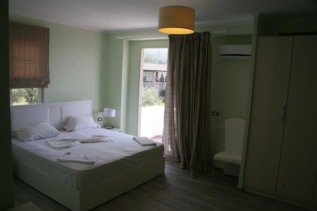 Hotel Ionian เดอร์มี ห้อง รูปภาพ