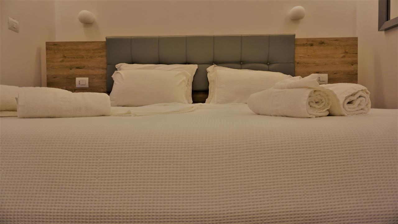 Hotel Ionian เดอร์มี ภายนอก รูปภาพ