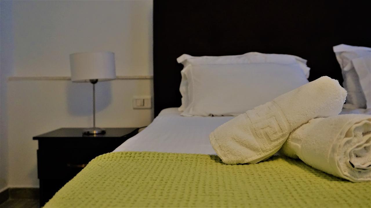 Hotel Ionian เดอร์มี ภายนอก รูปภาพ