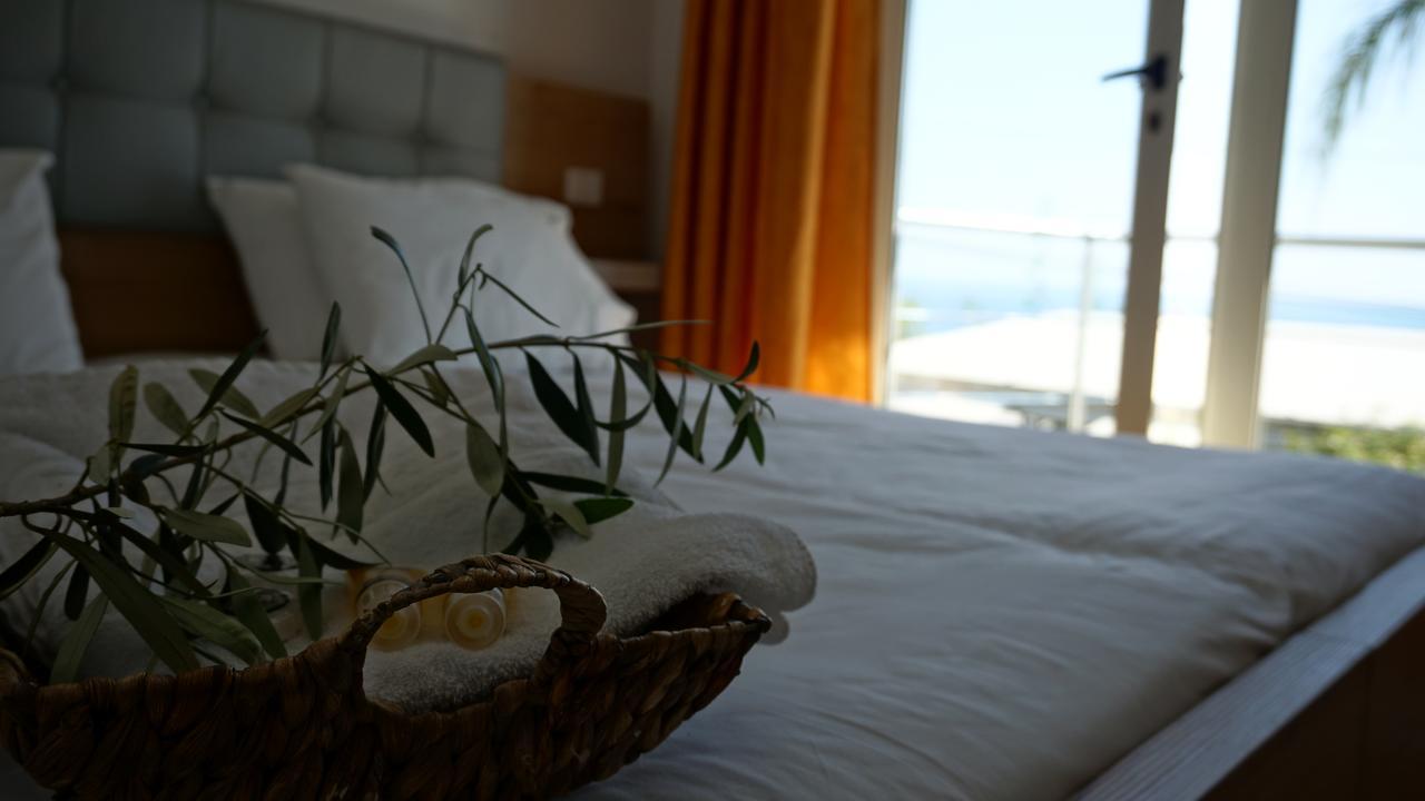 Hotel Ionian เดอร์มี ภายนอก รูปภาพ